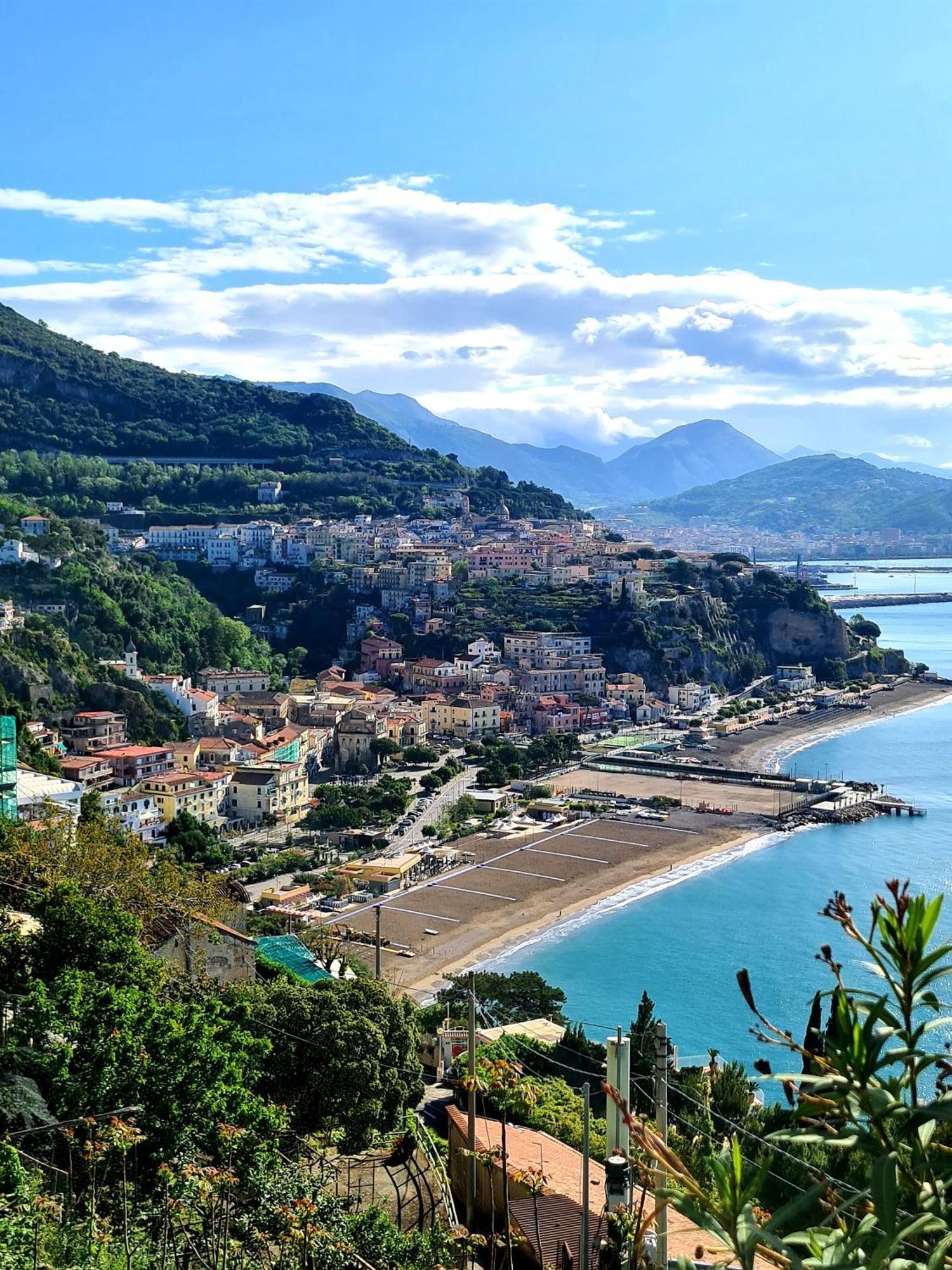 Le Due Sorelle Vietri Bagian luar foto